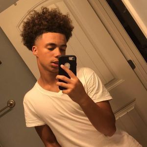 Meet your Posher, Jebrian